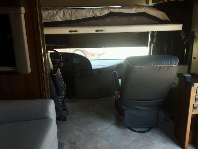 4UZAAJDT6DCFD9457 - 2013 FREIGHTLINER CHASSIS XC შავი ფოტო 5