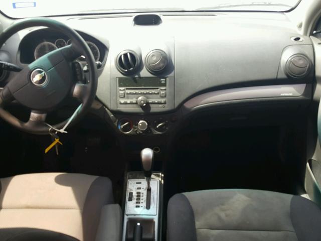 KL1TD66E89B318609 - 2009 CHEVROLET AVEO LS PURPLE photo 9