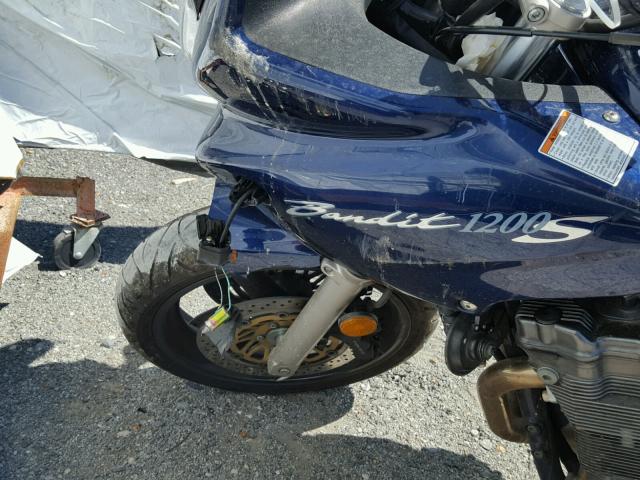 JS1GV77A222101372 - 2002 SUZUKI GSF1200 BA BLUE photo 9