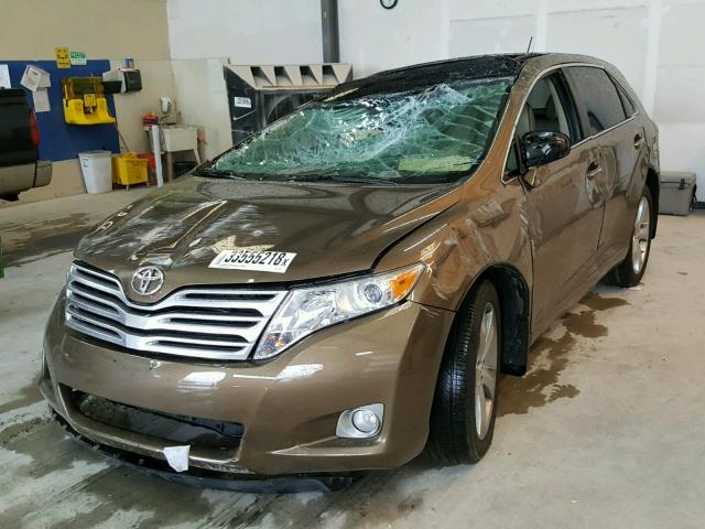 4T3ZK11A29U013646 - 2009 TOYOTA VENZA BASE BROWN photo 2