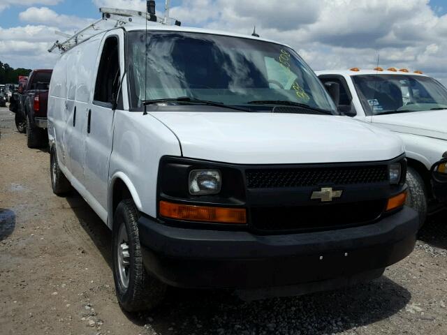 1GCWGGFF1F1171272 - 2015 CHEVROLET EXPRESS G2 WHITE photo 1