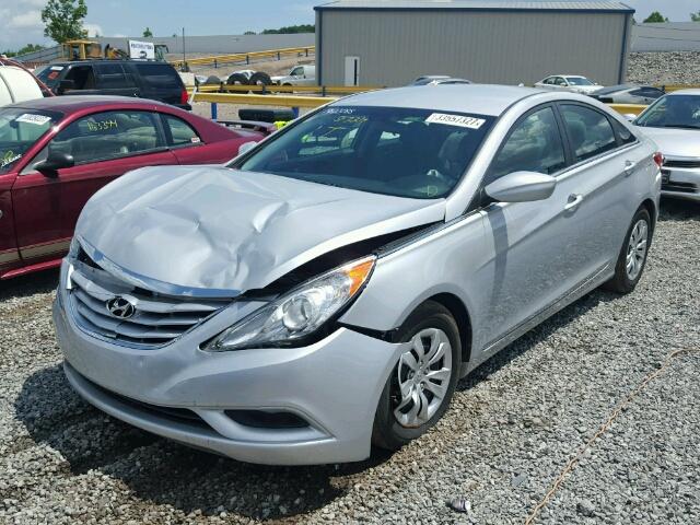 5NPEB4ACXBH004451 - 2011 HYUNDAI SONATA GLS SILVER photo 2