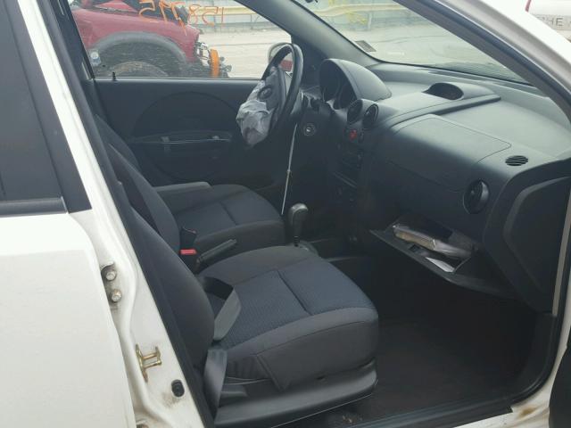 KL1TD66637B722004 - 2007 CHEVROLET AVEO BASE Ақ фото 5