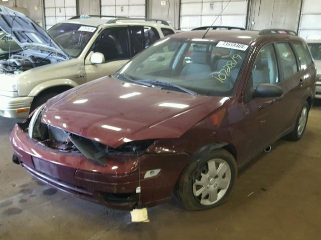 1FAHP36N57W184741 - 2007 FORD FOCUS ZXW MAROON photo 2