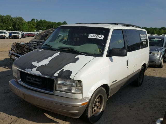 1GKDM19W71B506602 - 2001 GMC SAFARI XT WHITE photo 2