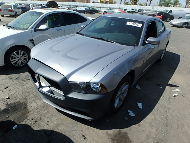 2C3CDXBGXEH262409 - 2014 DODGE CHARGER SE SILVER photo 2