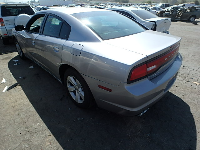 2C3CDXBGXEH262409 - 2014 DODGE CHARGER SE SILVER photo 3