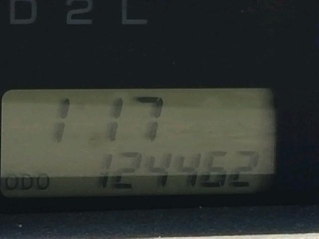 JTLKT324064050758 - 2006 TOYOTA SCION XB თეთრი ფოტო 8