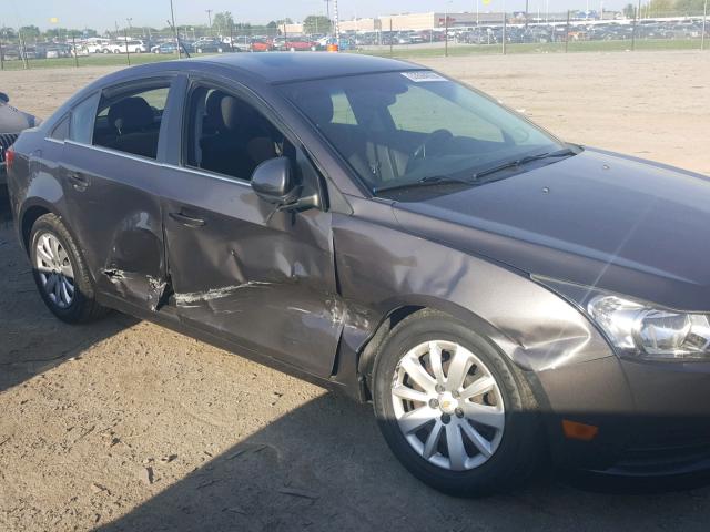 1G1PF5S90B7200627 - 2011 CHEVROLET CRUZE LT CHARCOAL photo 9