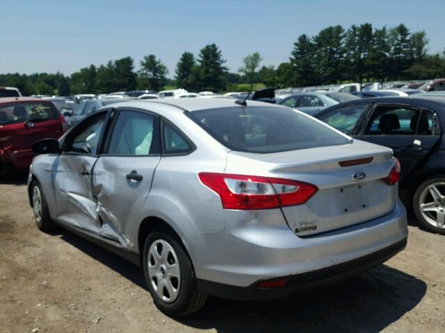 1FADP3E20DL260627 - 2013 FORD FOCUS S SILVER photo 3