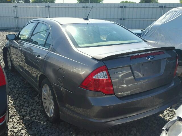 3FADP0L30AR101534 - 2010 FORD FUSION SILVER photo 3