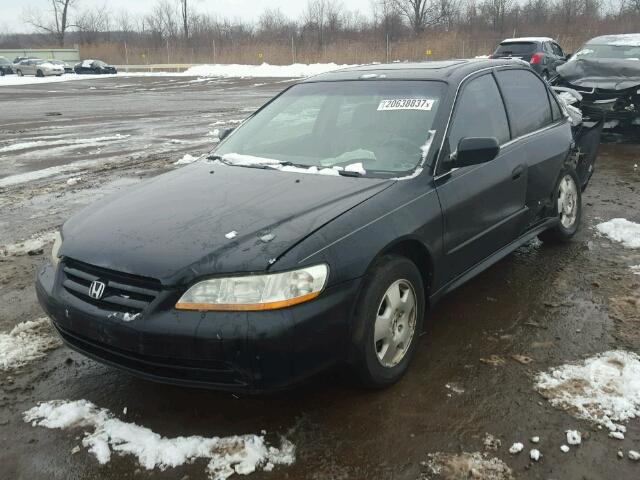 1HGCG16502A036173 - 2002 HONDA ACCORD EX BLACK photo 2