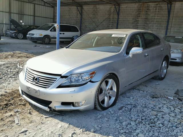 JTHGL5EF0B5043418 - 2011 LEXUS LS 460L SILVER photo 2