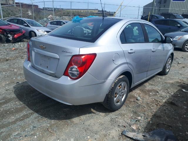 1G1JA5EH1C4204972 - 2012 CHEVROLET SONIC LS 银色 照片 4