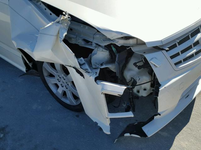 1GYEE637080109244 - 2008 CADILLAC SRX WHITE photo 9