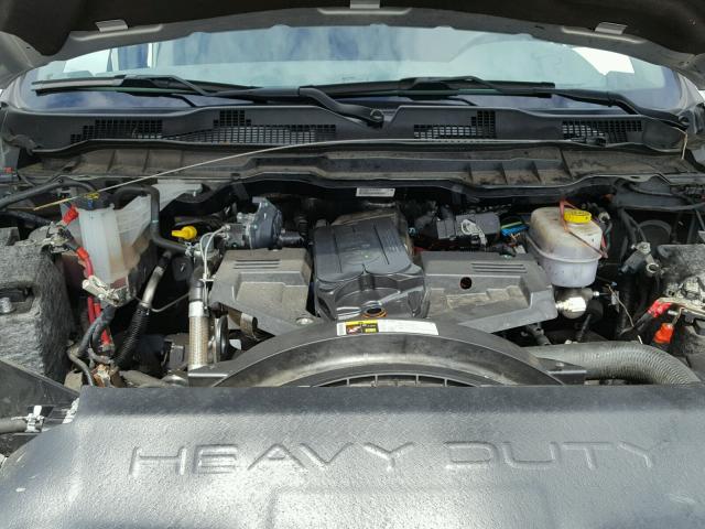 3C6UR5CL5HG529050 - 2017 RAM 2500 ST SILVER photo 7