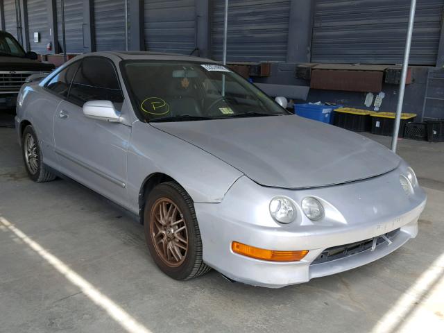 JH4DC4462YS010204 - 2000 ACURA INTEGRA GS SILVER photo 1