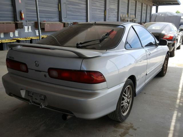 JH4DC4462YS010204 - 2000 ACURA INTEGRA GS SILVER photo 4