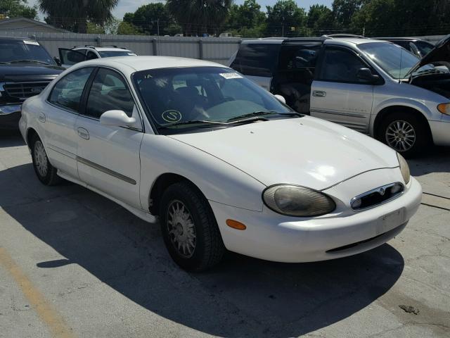 1MELM50U1TG667400 - 1996 MERCURY SABLE GS WHITE photo 1