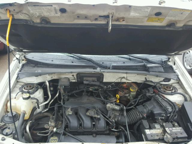 4F2YU07191KM40424 - 2001 MAZDA TRIBUTE DX 白色 照片 7