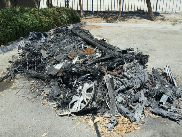 WBY2Z2C55GV675503 - 2016 BMW I8 BURN photo 1