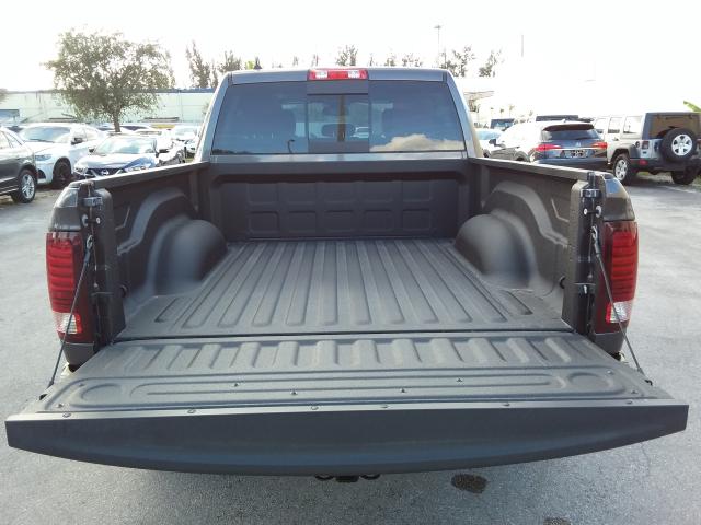 1C6RR7YG6JS101628 - 2018 RAM 1500 REBEL GRAY photo 5