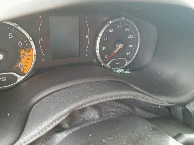 ZACCJAAB0HPE66873 - 2017 JEEP RENEGADE S შავი ფოტო 8