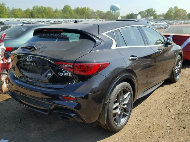 SJKCH5CPXHA021405 - 2017 INFINITI QX30 BASE BLACK photo 4