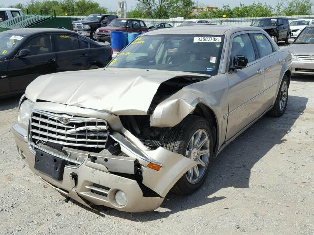 2C3KA63HX6H159739 - 2006 CHRYSLER 300C GOLD photo 2