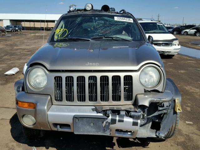 1J4GK38K83W579704 - 2003 JEEP LIBERTY RE GOLD photo 9