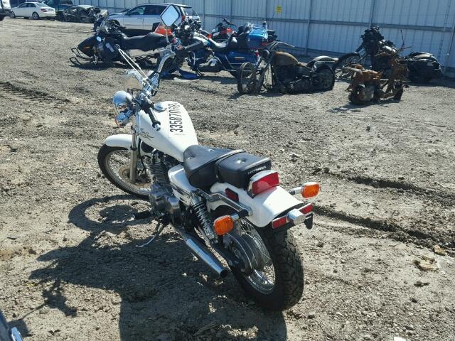 JH2MC13056K203058 - 2006 HONDA CMX250 C WHITE photo 3