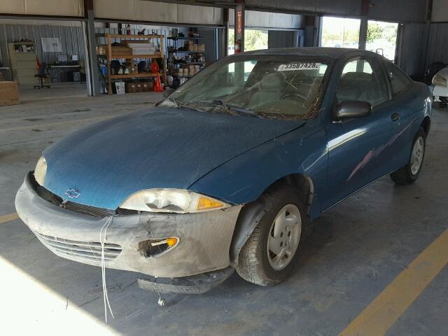 1G1JC1240W7258254 - 1998 CHEVROLET CAVALIER B BLUE photo 2