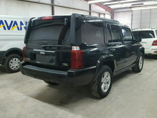 1J8HG48P77C691360 - 2007 JEEP COMMANDER BLACK photo 4