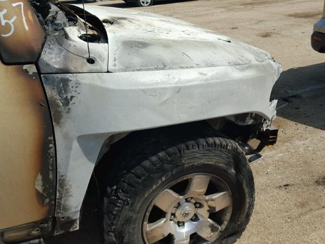 JTEBU11F080102024 - 2008 TOYOTA FJ CRUISER BURN photo 9