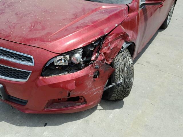 1G11D5RR4DF107054 - 2013 CHEVROLET MALIBU 1LT 红色 照片 9