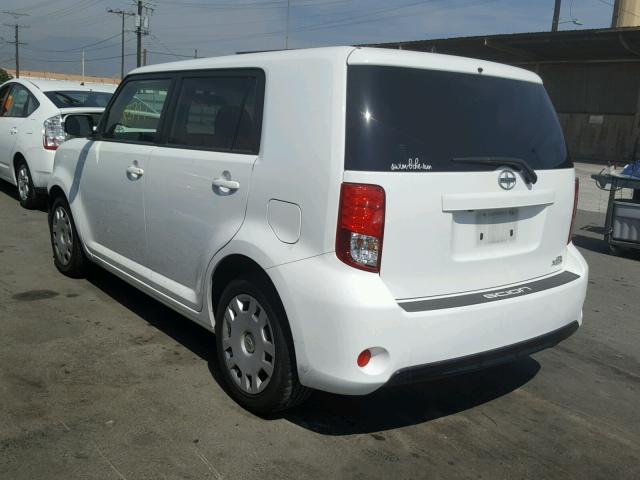 JTLZE4FE2FJ068472 - 2015 TOYOTA SCION XB თეთრი ფოტო 3