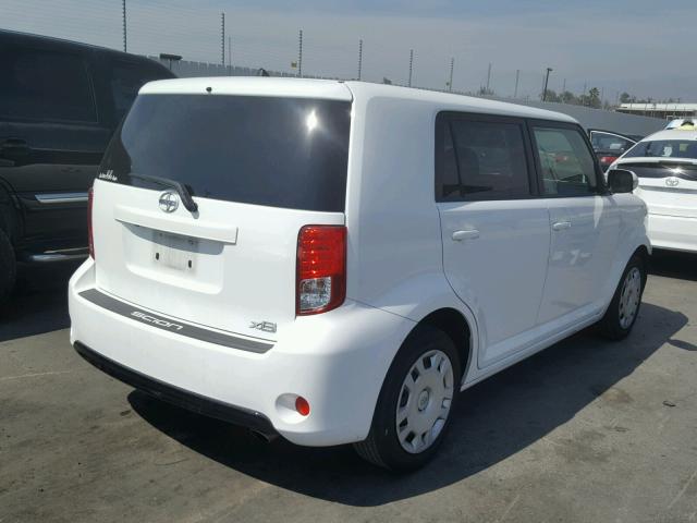 JTLZE4FE2FJ068472 - 2015 TOYOTA SCION XB თეთრი ფოტო 4