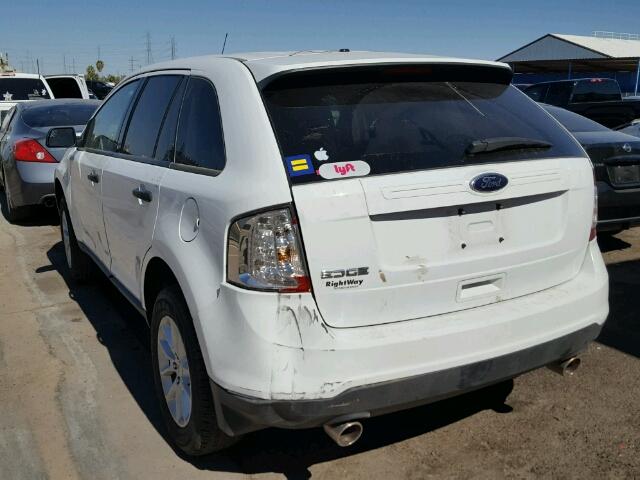 2FMDK3GC7EBA54099 - 2014 FORD EDGE SE WHITE photo 3