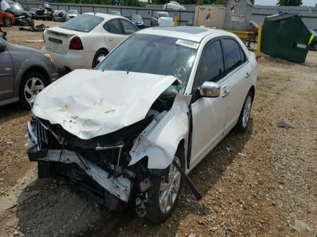 3LNHL2GC6AR606762 - 2010 LINCOLN MKZ WHITE photo 2