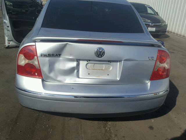 WVWRH63B83P188200 - 2003 VOLKSWAGEN PASSAT GLX 灰色 照片 9