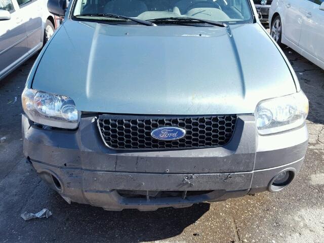 1FMCU93196KA98562 - 2006 FORD ESCAPE XLT GREEN photo 9