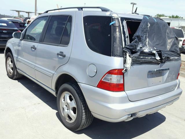 4JGAB57E15A530827 - 2005 MERCEDES-BENZ ML 320 SILVER photo 3