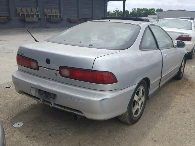JH4DC4352WS003212 - 1998 ACURA INTEGRA LS SILVER photo 4
