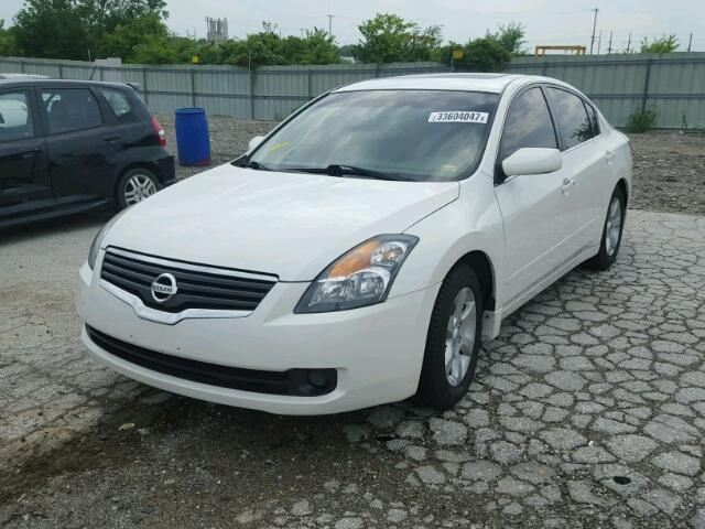 1N4AL21E39N465881 - 2009 NISSAN ALTIMA 2.5 WHITE photo 2