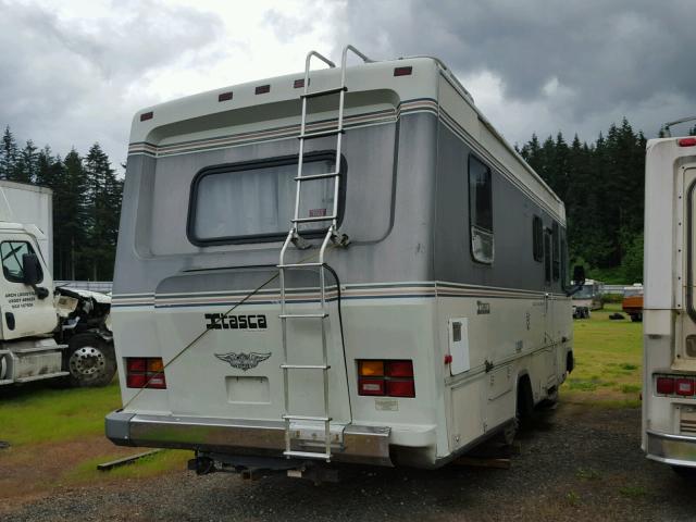 1GBKP37W9K3303753 - 1989 ITAS MOTORHOME WHITE photo 4