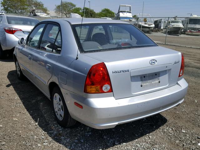 KMHCG45C75U610380 - 2005 HYUNDAI ACCENT GL SILVER photo 3