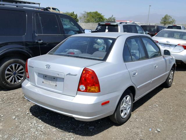 KMHCG45C75U610380 - 2005 HYUNDAI ACCENT GL SILVER photo 4