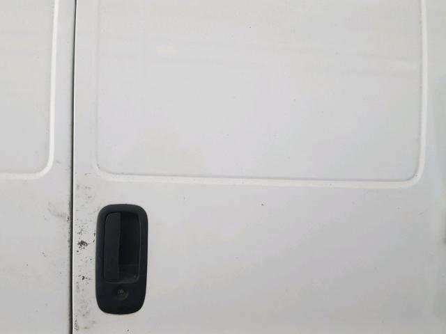 1GCGG25C181211092 - 2008 CHEVROLET EXPRESS G2 WHITE photo 6