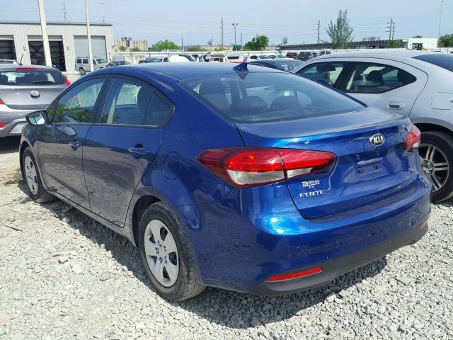 3KPFK4A7XHE018080 - 2017 KIA FORTE LX BLUE photo 3