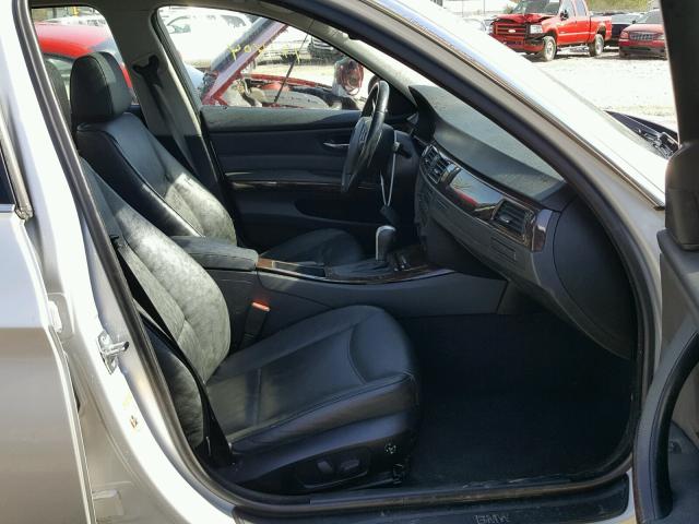 WBAVD33566KV59016 - 2006 BMW 330 XI SILVER photo 5
